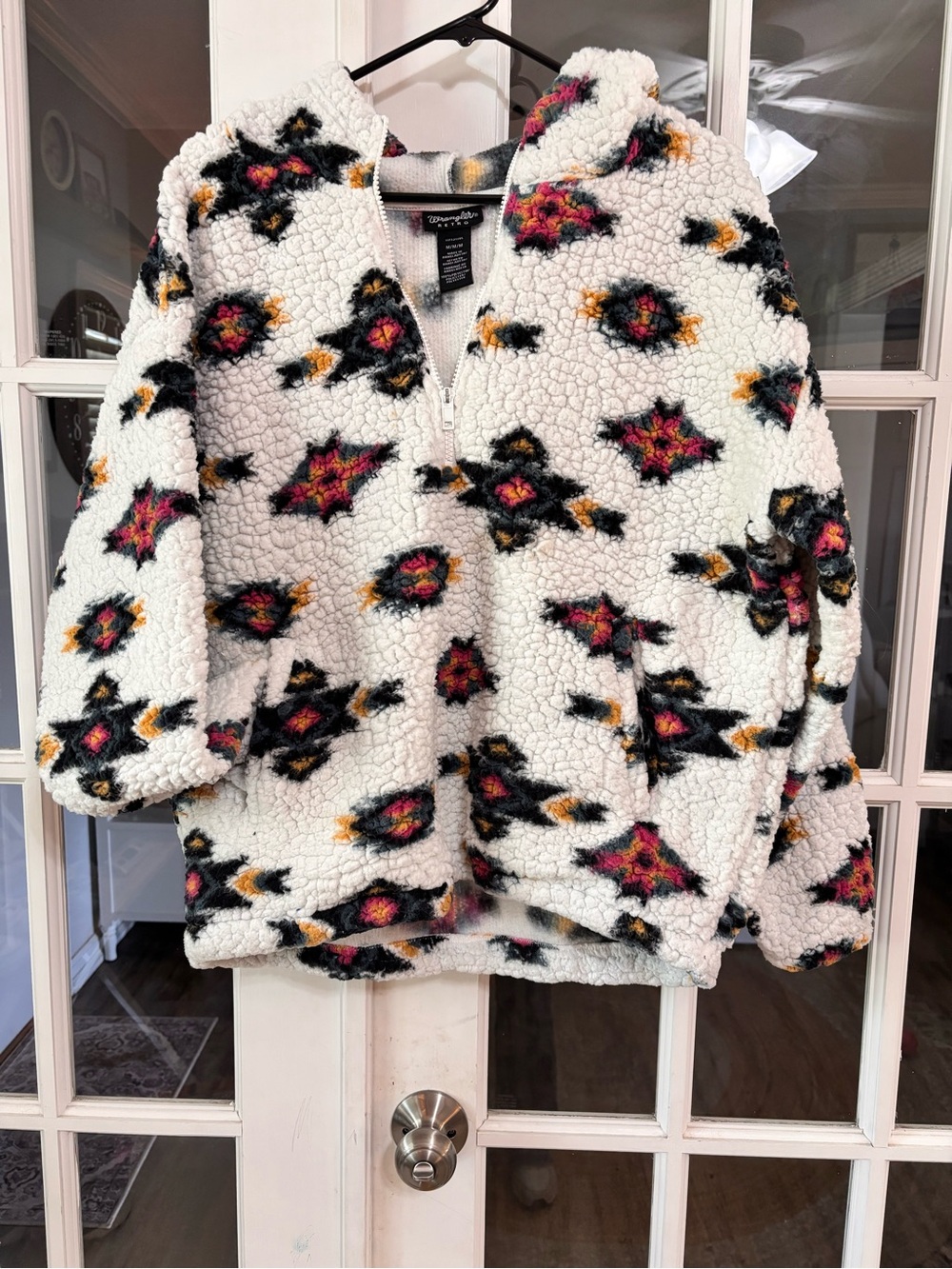 Wrangler Retro White Sherpa Hoodie with Black and Pink Aztec Motif
